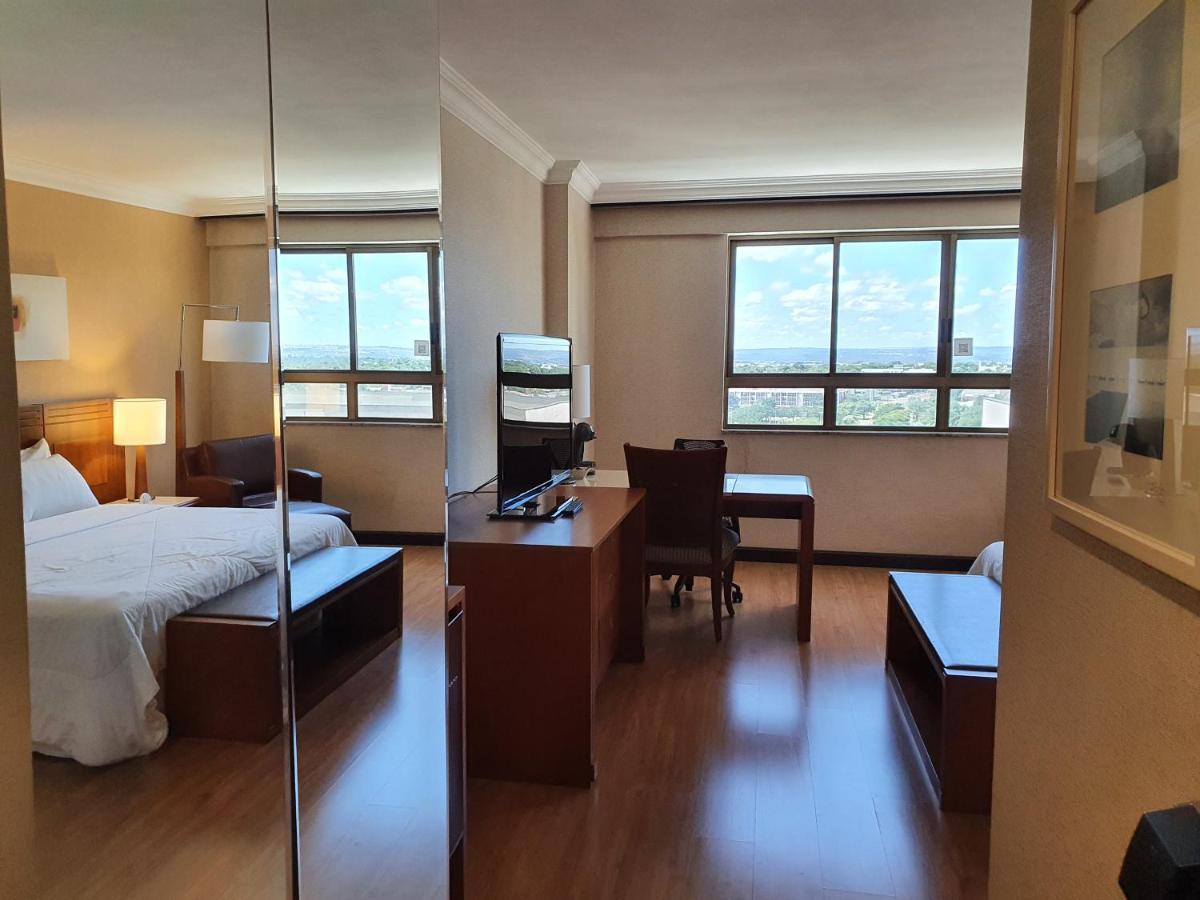 Flat Parque Da Cidade Brasília Eksteriør billede